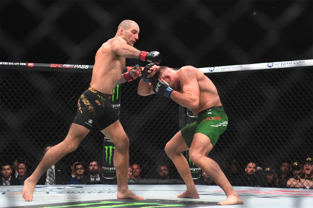 MMA-UFC-297-Strickland-vs-Du-Plessis-joe rogan